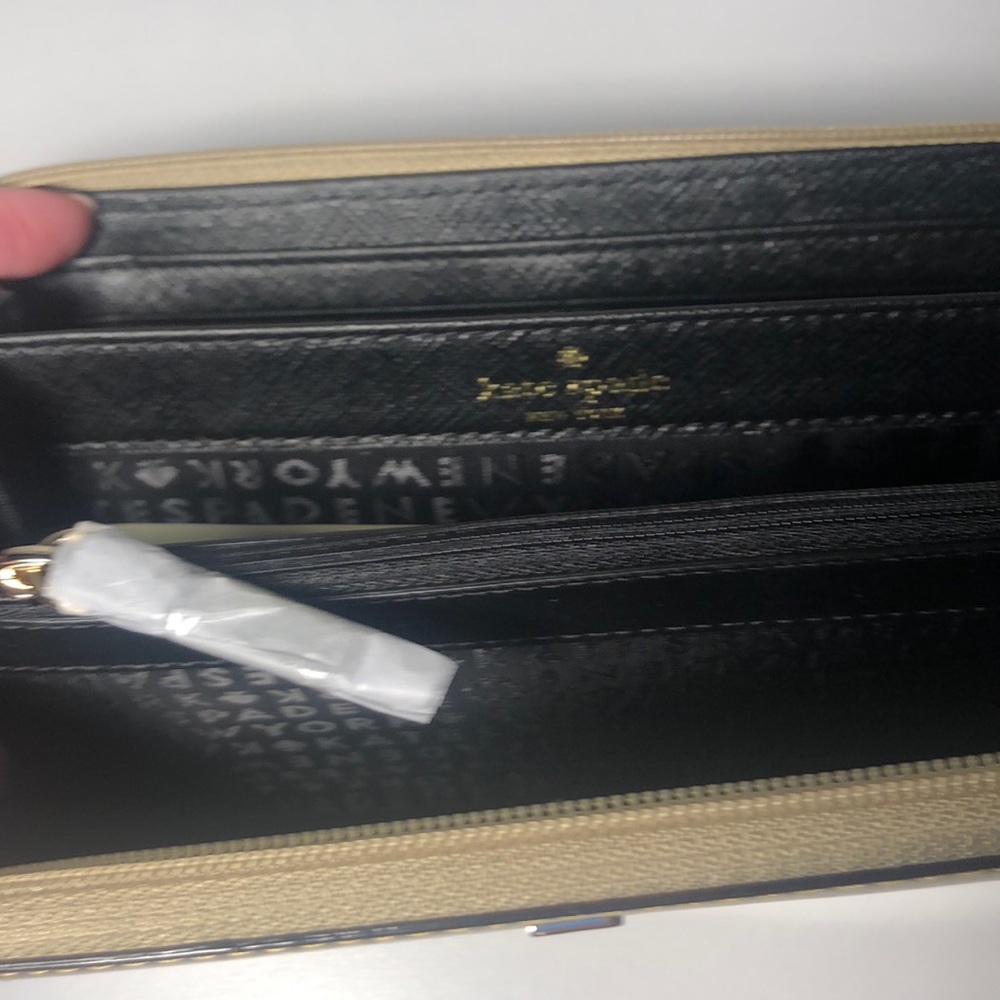 Kate Spade Mavis Street Gold Zipper Clutch Wallet - Picture 3 of 5